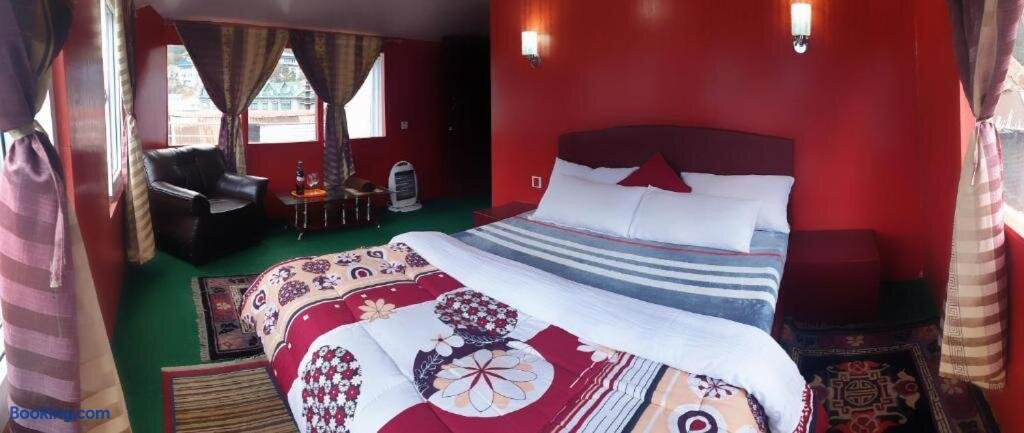 Lama Homestay