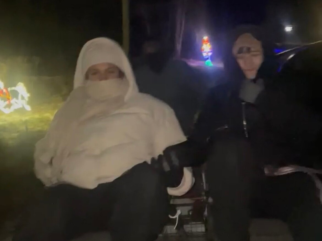 Tracks and Yaks-弗罗斯特堡必去景点