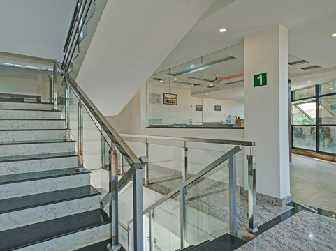 Itsy Hotels 维贾亚舒适酒店，带酒吧和餐厅