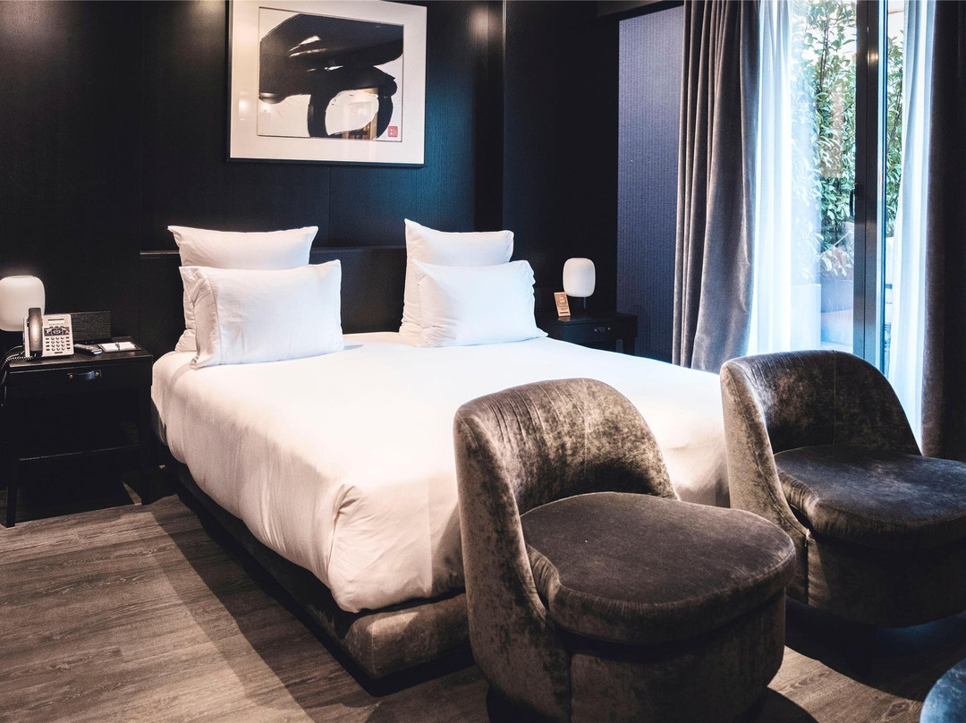 阿玛多尔德洛斯里奥斯酒店