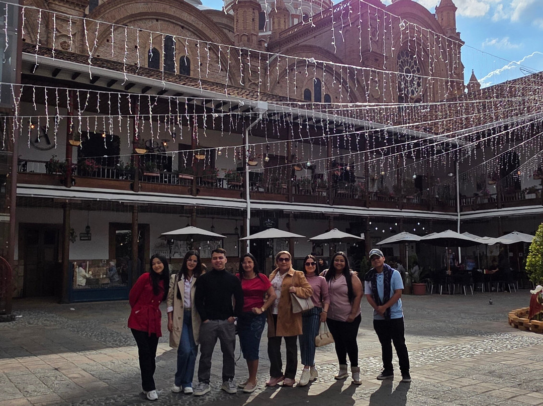 Go Camping-Velasco Ibarra必去景点