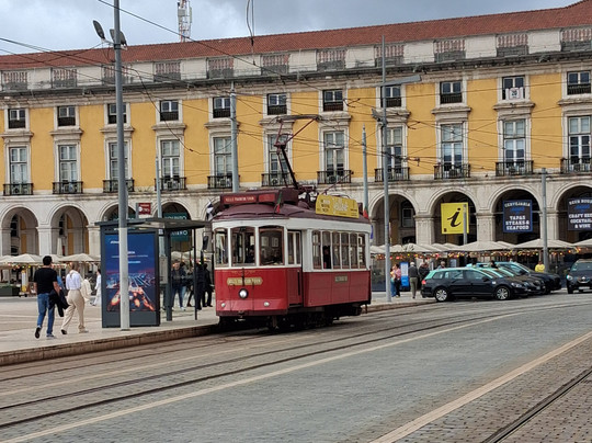 Follow Me Tours-阿尔布赞拉必去景点