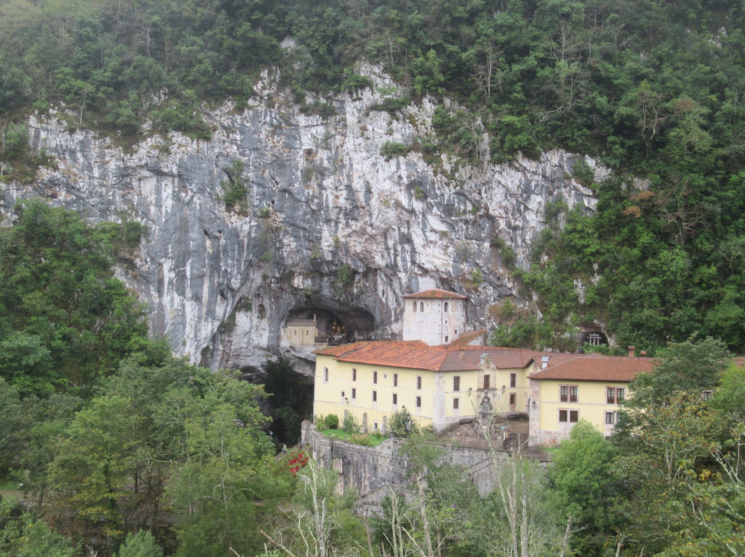 Basilica de Santa Maria la Real de Covadonga-Covadonga必去景点