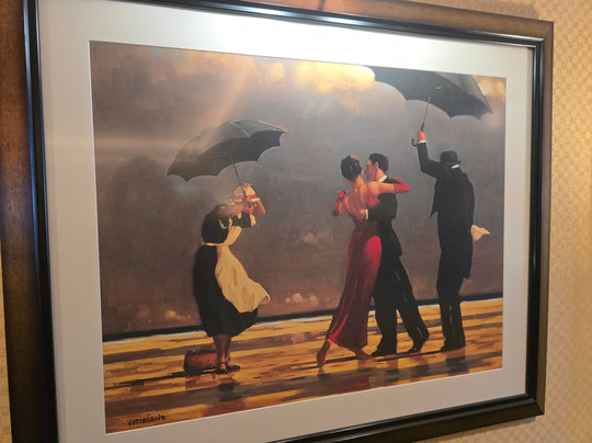 安阿伯丽晶套房酒店主图