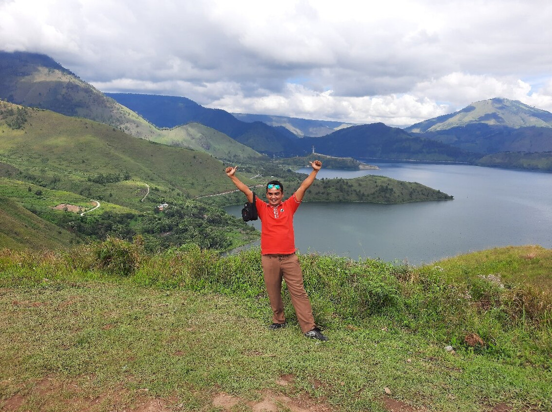 Holbung Hill-沙摩西岛必去景点