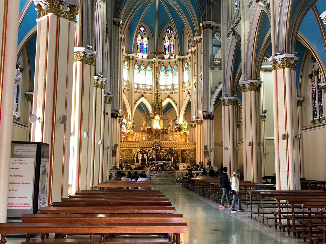 Basilica de la Virgen El Cisne-Loja必去景点