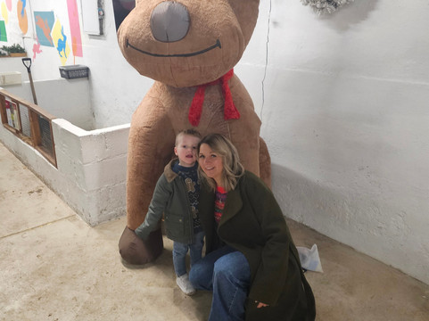 Mountpanther Farm Park-Clough必去景点