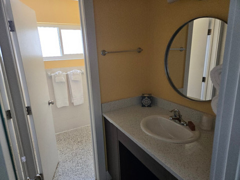 Frenchy's Oasis Motel主图