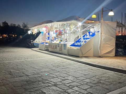 Old Port of Naoussa-纳乌萨必去景点