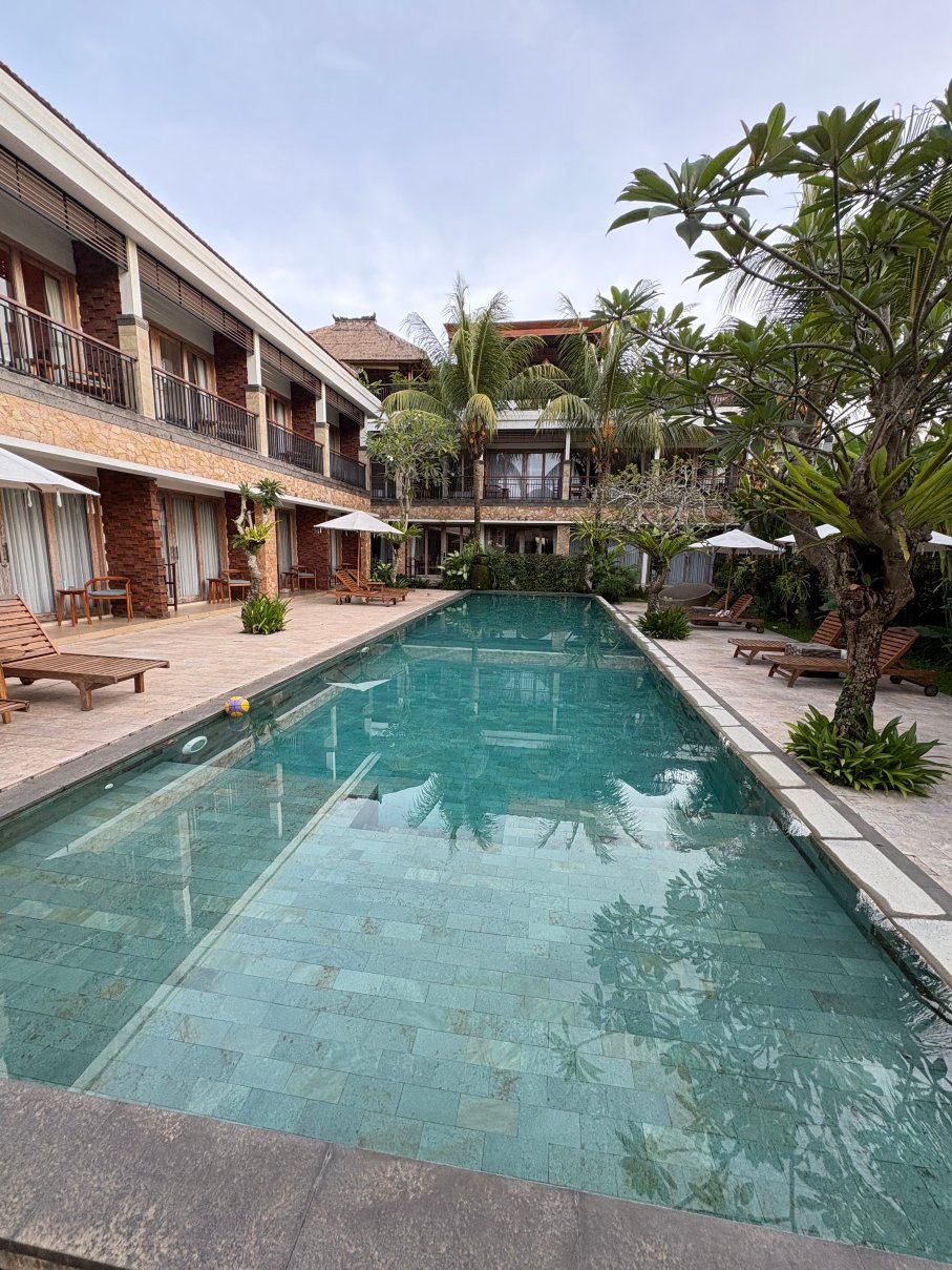 Kahayana Suites-泳池