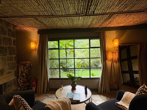 Sambora Kinigi主图