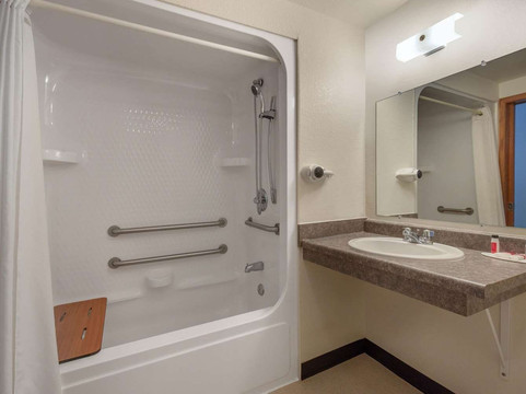 希尔城-拉什莫尔山地区速8酒店