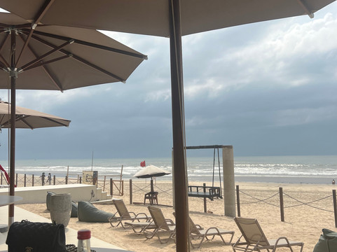 Alora Beach Resort-阿克拉必去景点