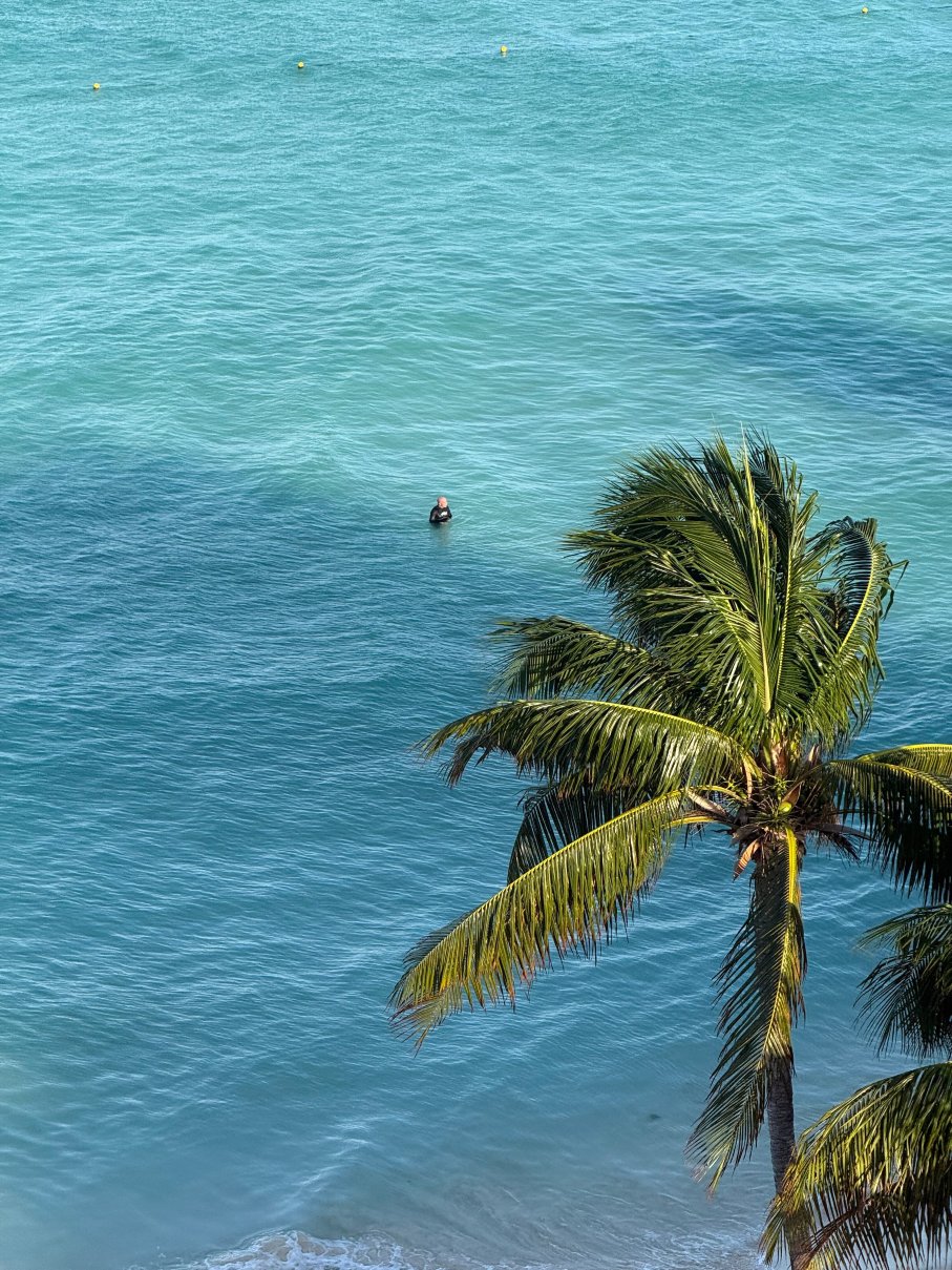 伊克切尔海滩酒店-泳池
