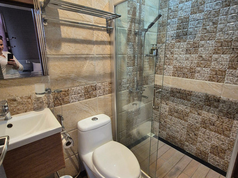 那拉维利海滩温泉酒店主图