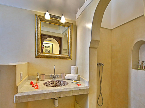 Riad La Source Bleue主图