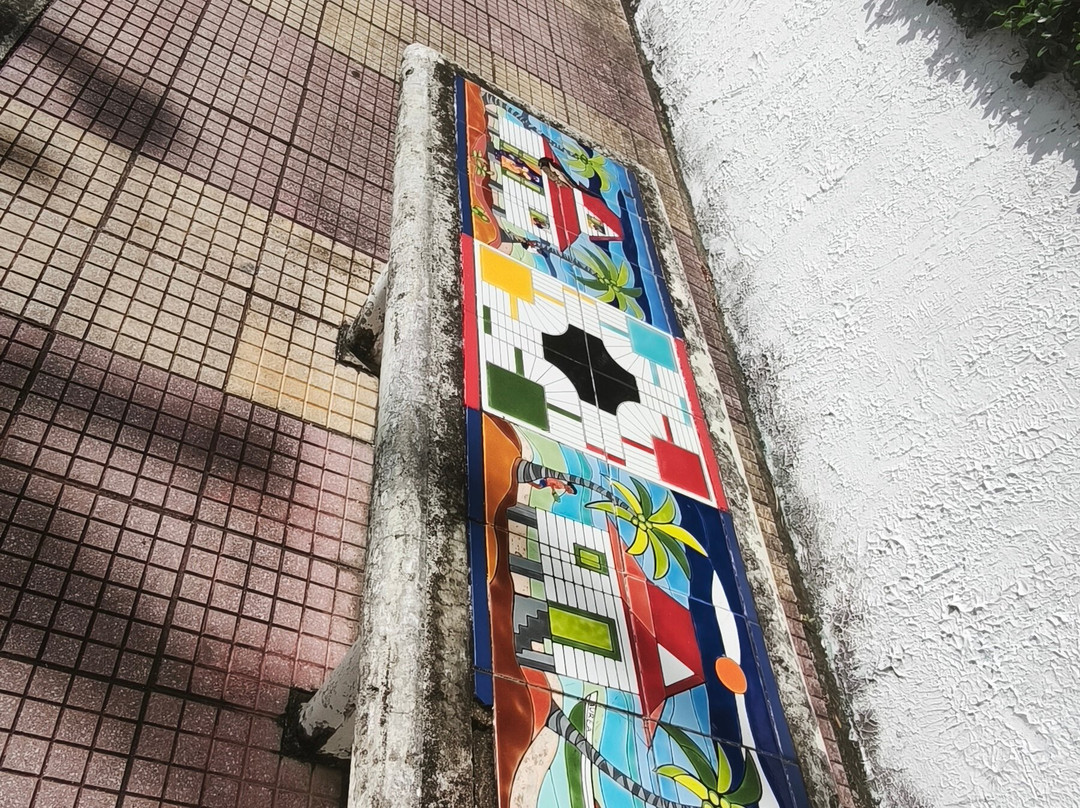 特里尼小姐纳提瓦旅馆主图