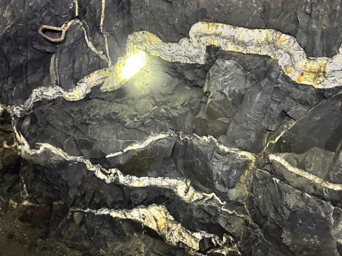 Central Deborah Gold Mine-本迪戈必去景点