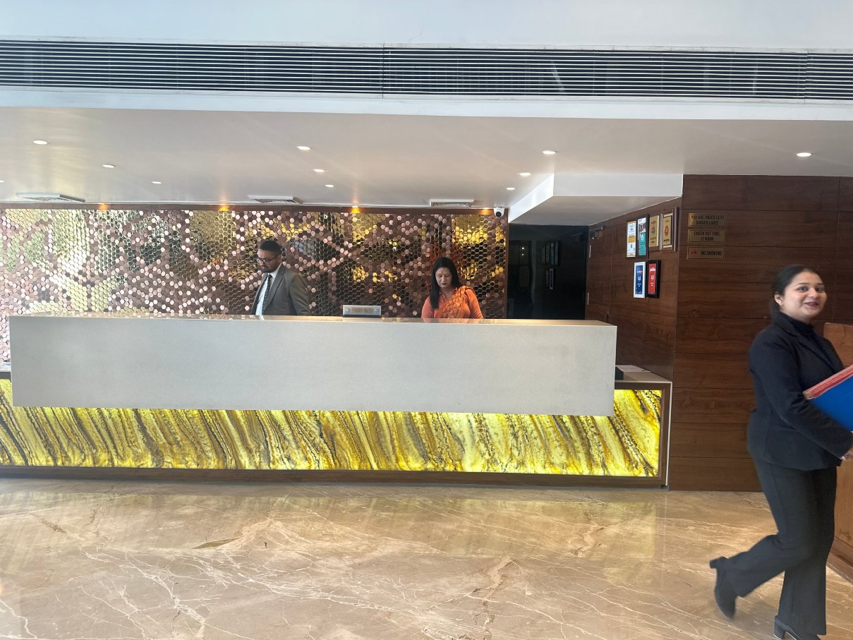 Dreamz Inn & Suites-官方