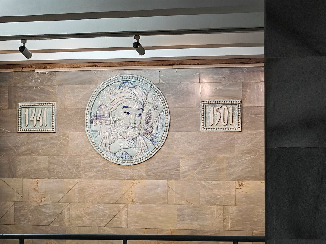 Tashkent Metro tour guide-塔什干必去景点