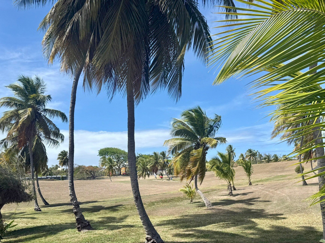 St. Anne Beach-Sainte-Anne必去景点