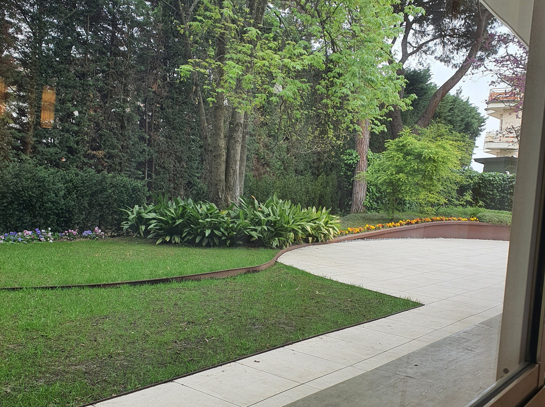 艾里赛奥特尔梅酒店主图