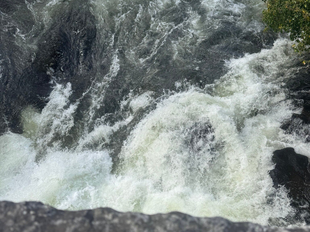 怀特沃特水疗酒店主图