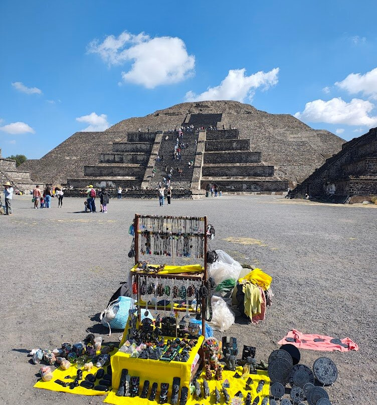 Teotihuacan Pyramids-圣胡安特奥蒂瓦坎必去景点