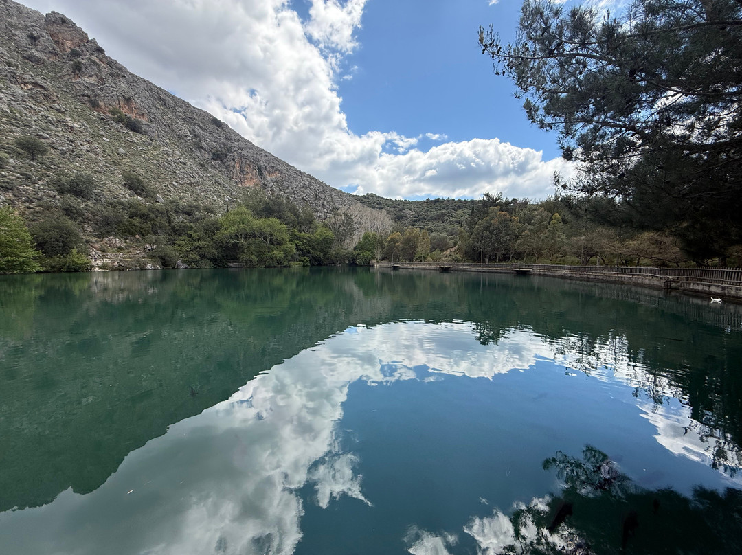 Lake of Zaros Votomos-Zaros必去景点