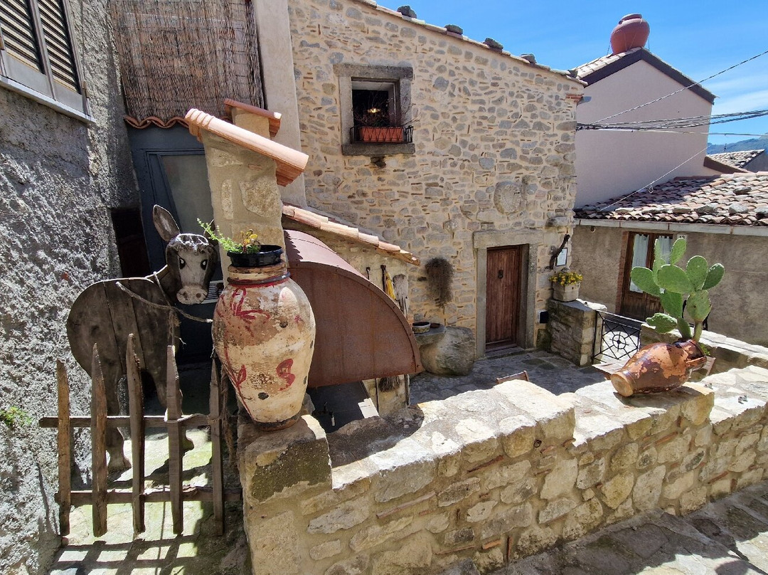 Borgo Medievale-Montalbano Elicona必去景点