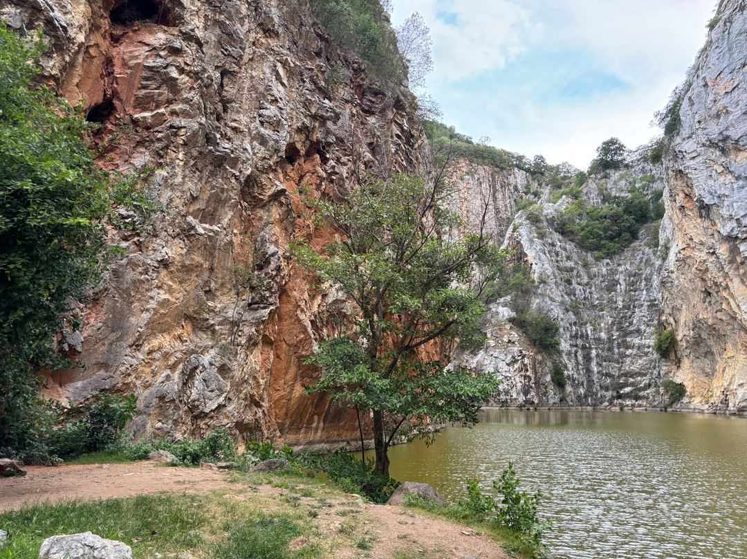 Khao Ngu Stone Park-叻丕必去景点