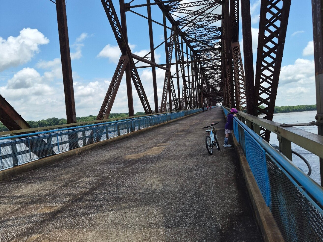 Chain of Rocks Bridge-圣路易斯必去景点