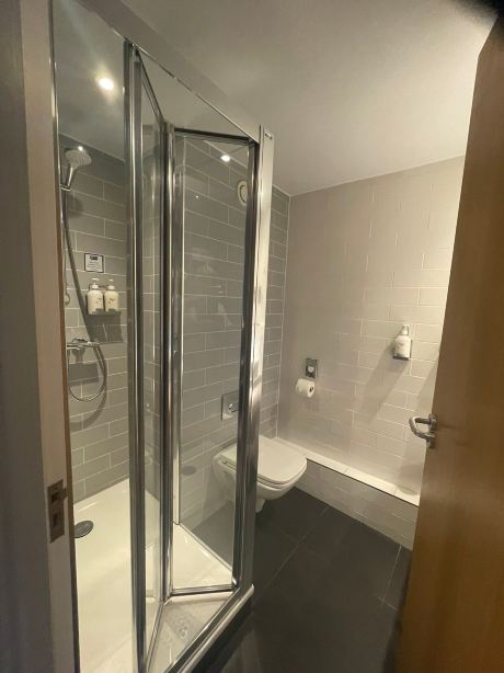Holiday Inn Express 特伦特河畔的伯顿后-旅行者