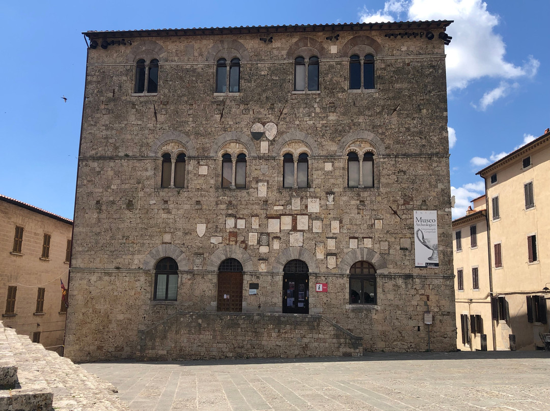 Piazza Garibaldi-马萨马里蒂马必去景点