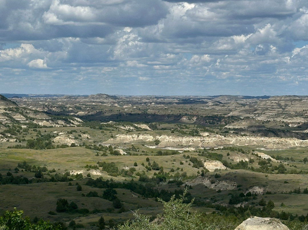 Painted Canyon Overlook-Theodore Roosevelt National Park必去景点