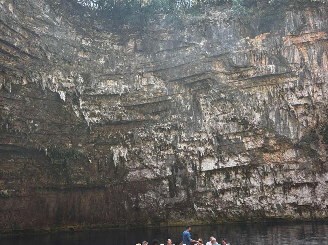 Kefalonia Excursions-阿尔戈斯托利翁必去景点