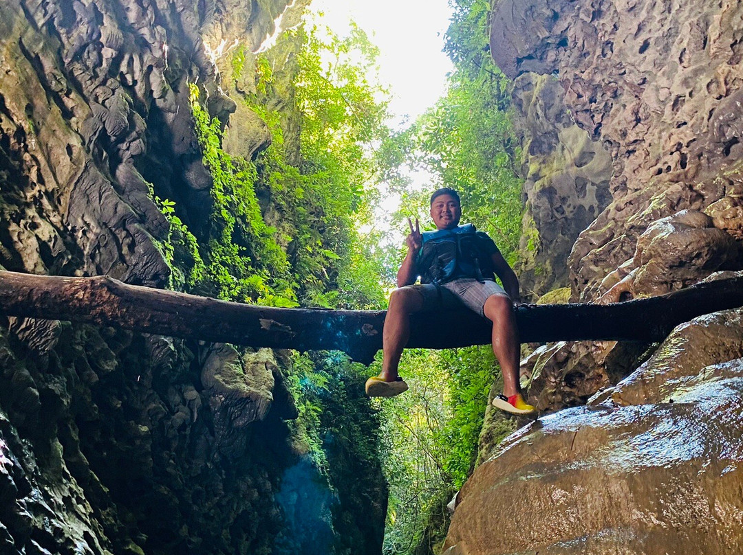 Blue Water Falls and Cave-Baggao必去景点