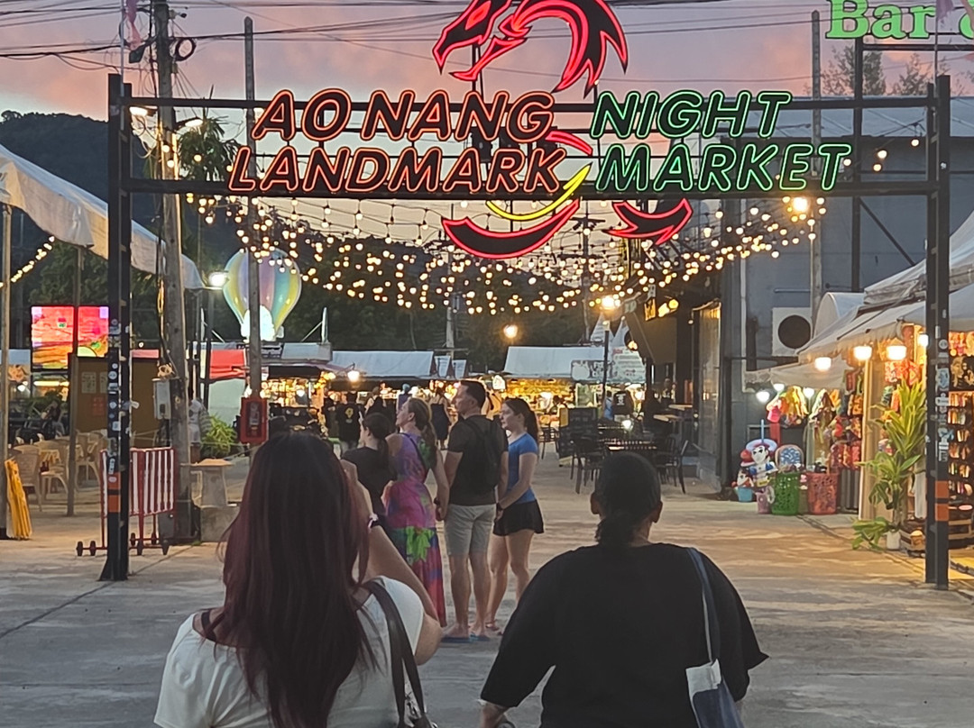 Krabi Night Market-Pak Nam必去景点