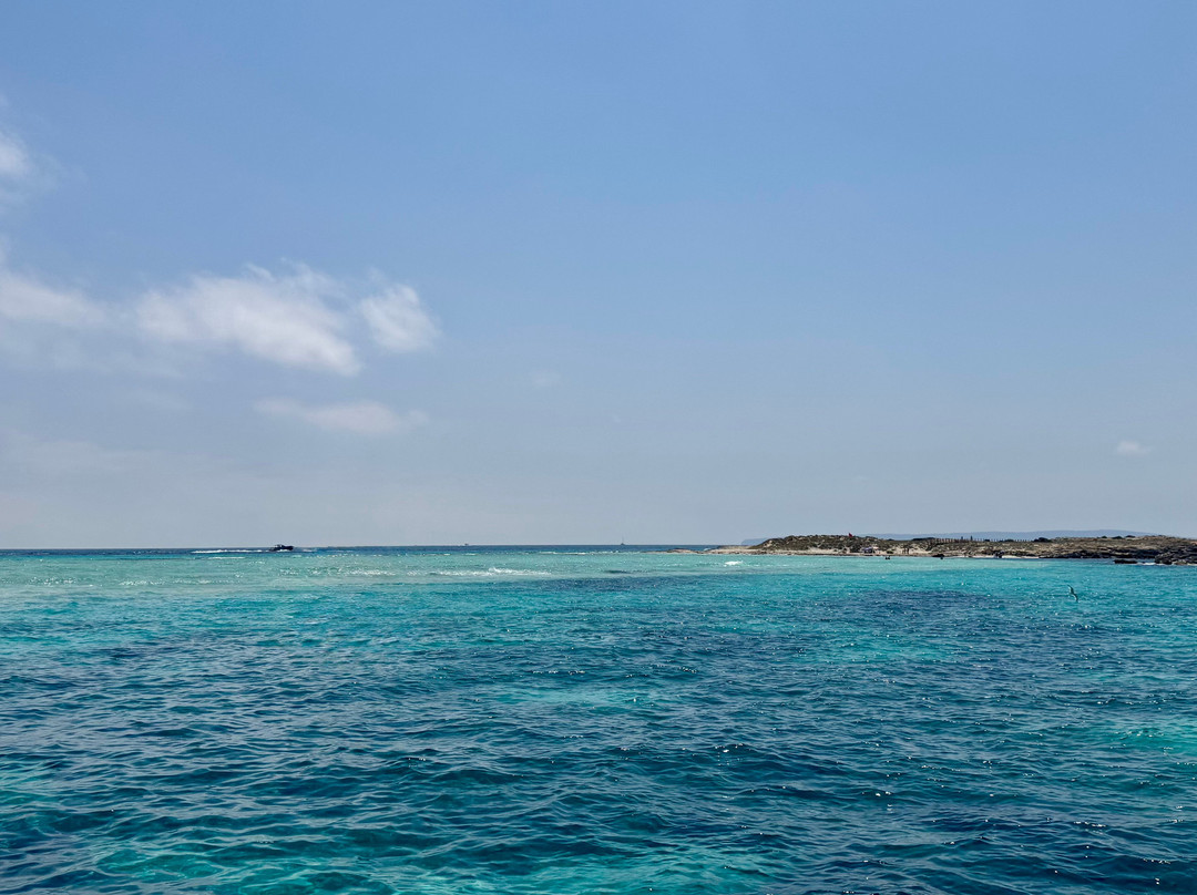 Lux Charters Ibiza-伊维萨必去景点
