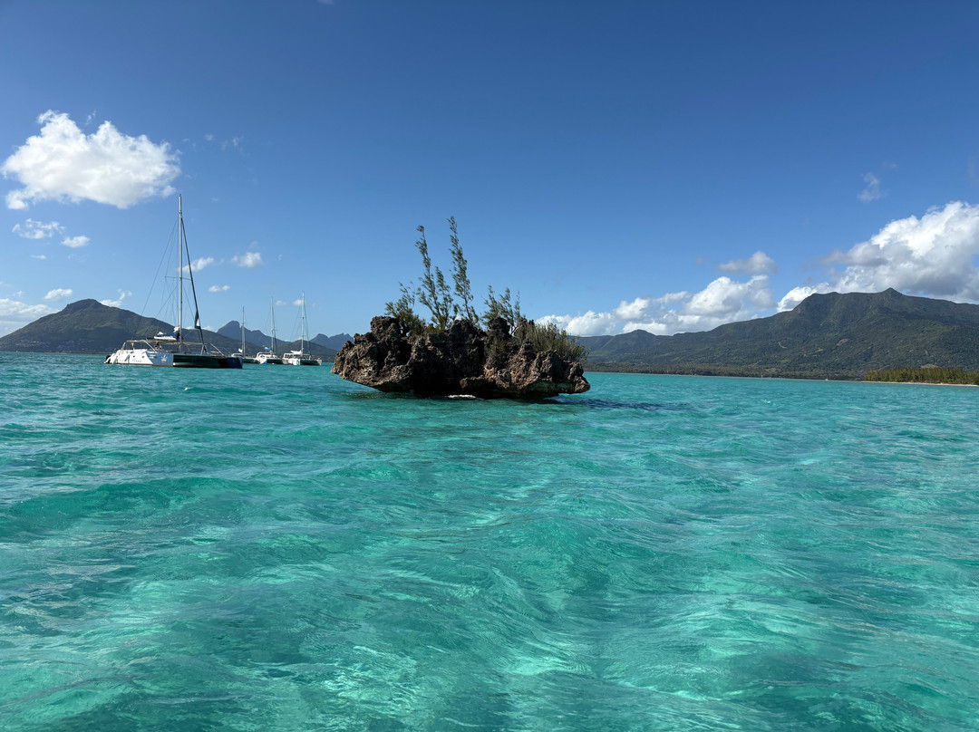 Karlos Excursions-莫纳山必去景点