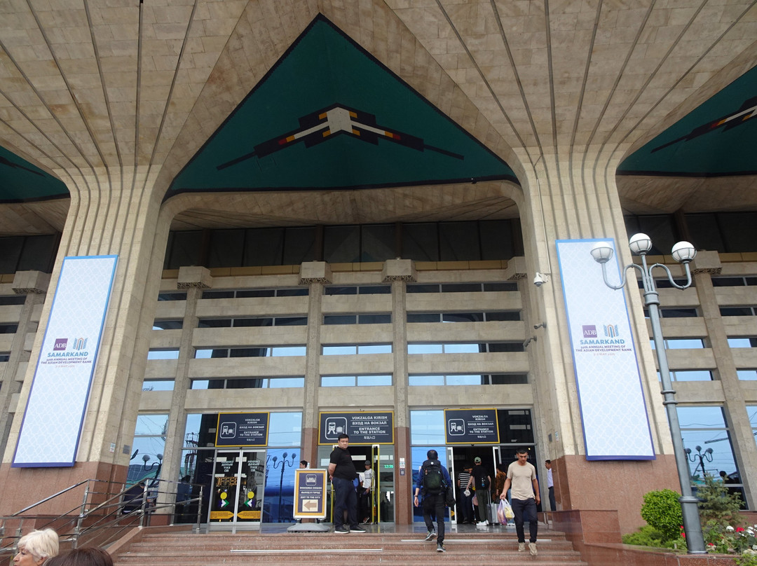 Samarkand Train Station-撒马尔罕必去景点