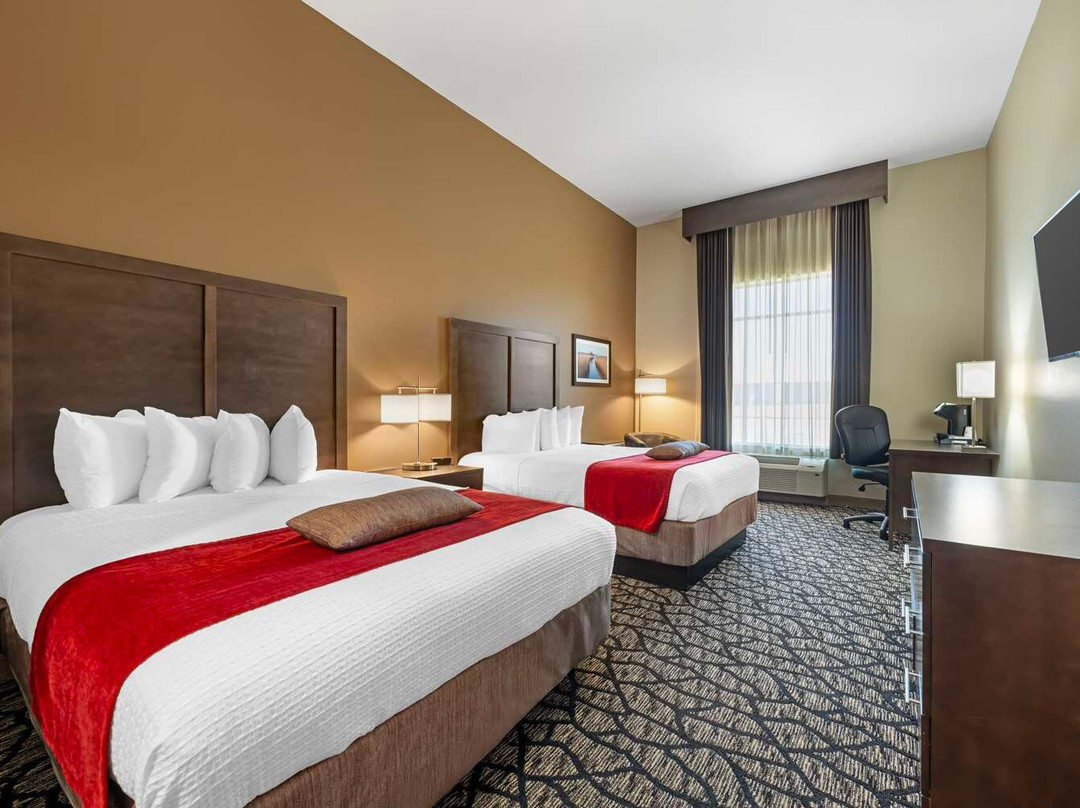 Canova酒店住宿-Best Western Plus Lakeview Hotel