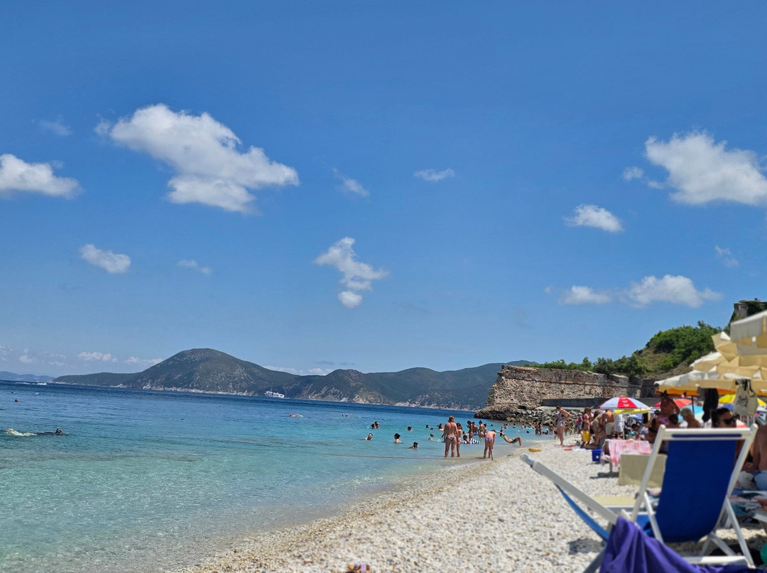 Spiaggia delle Ghiaie-费拉约港必去景点
