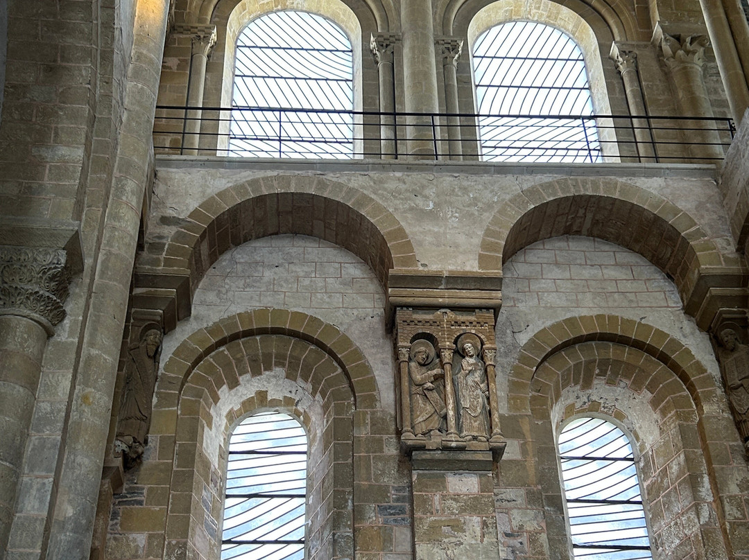 Église Abbatiale Sainte-Foy-Conques必去景点