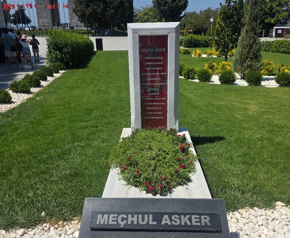 Canakkale Sehitleri Aniti-Eceabat必去景点