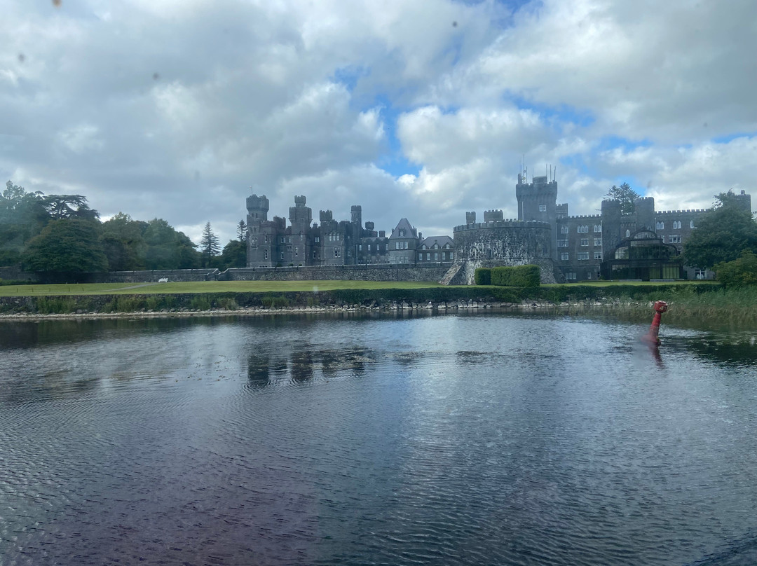 Corrib Cruises-Oughterard必去景点