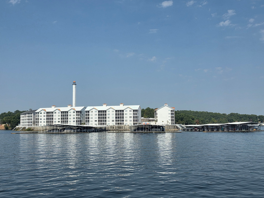 Celebration Cruises-Lake Ozark必去景点