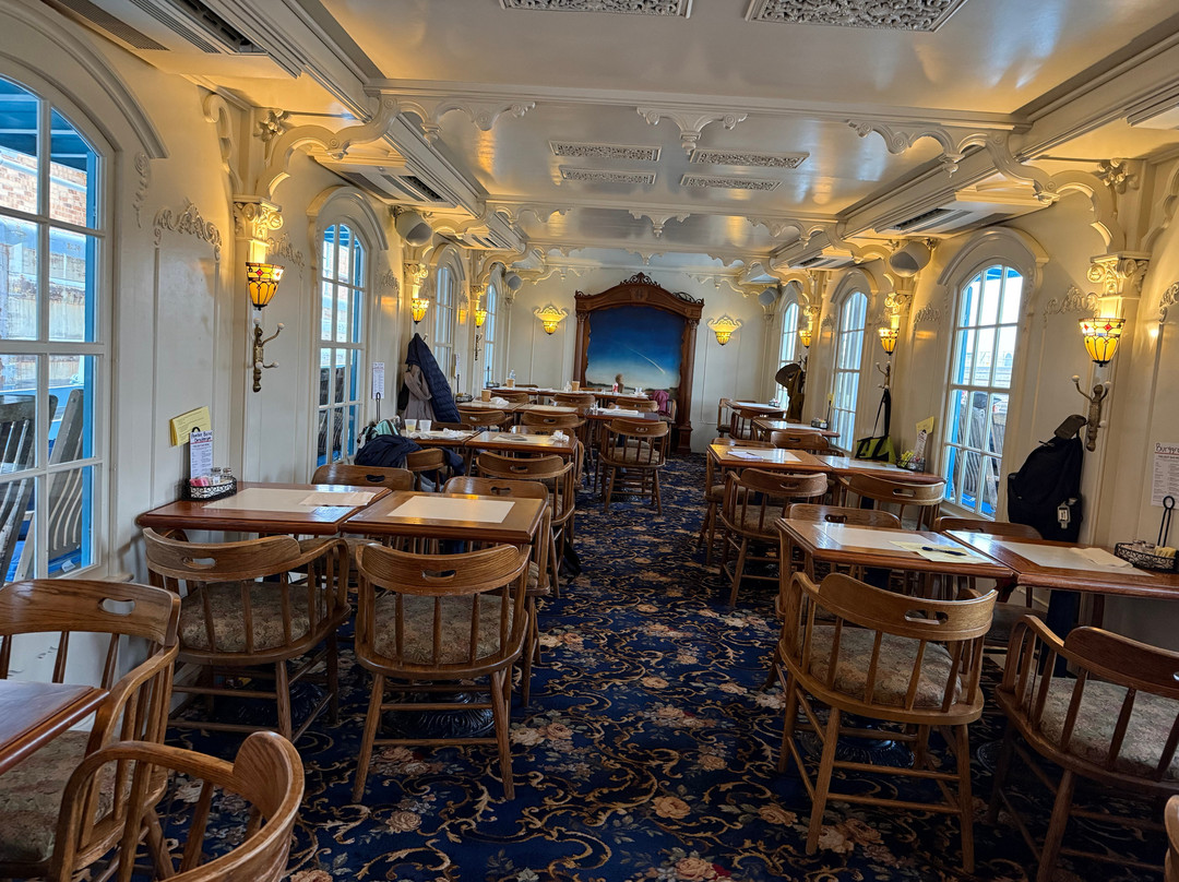 Riverboat Twilight-Le Claire必去景点