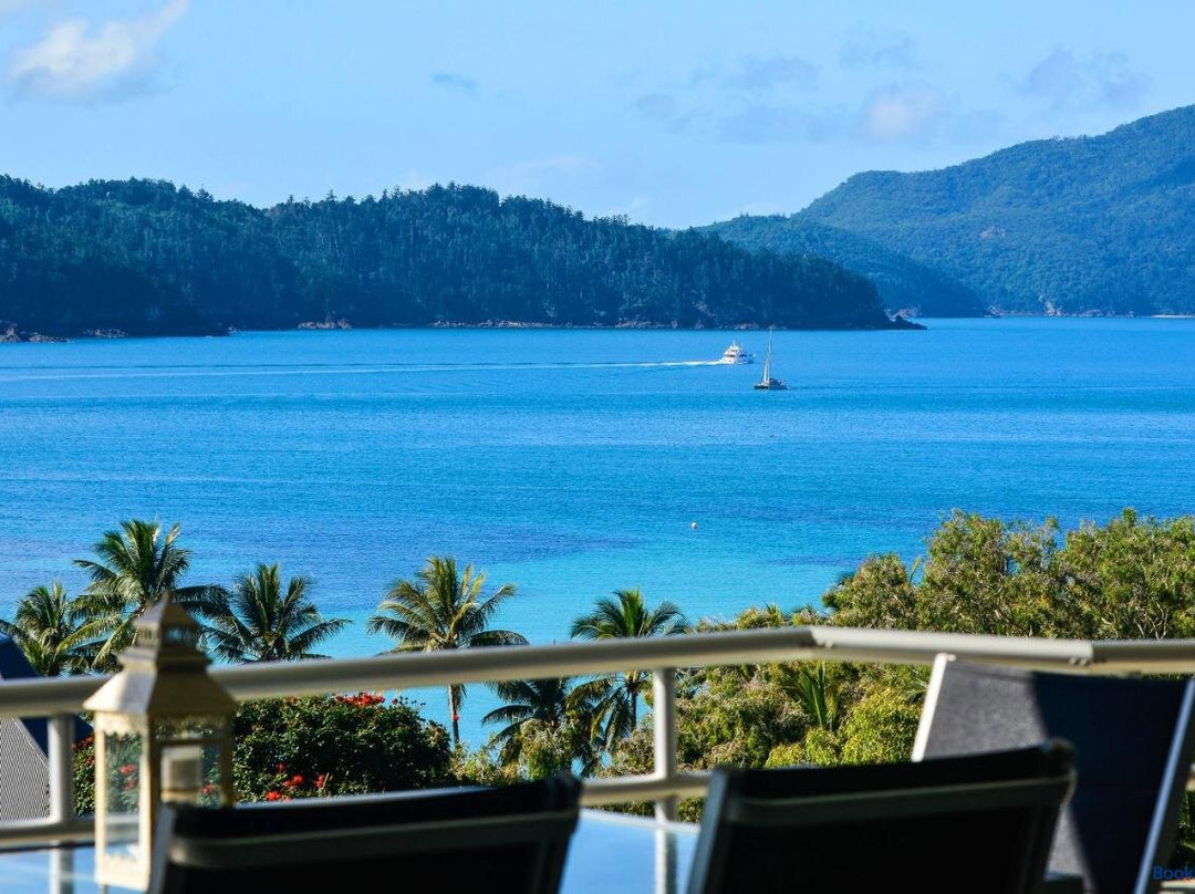 Poinciana Lodges - Ocean Views