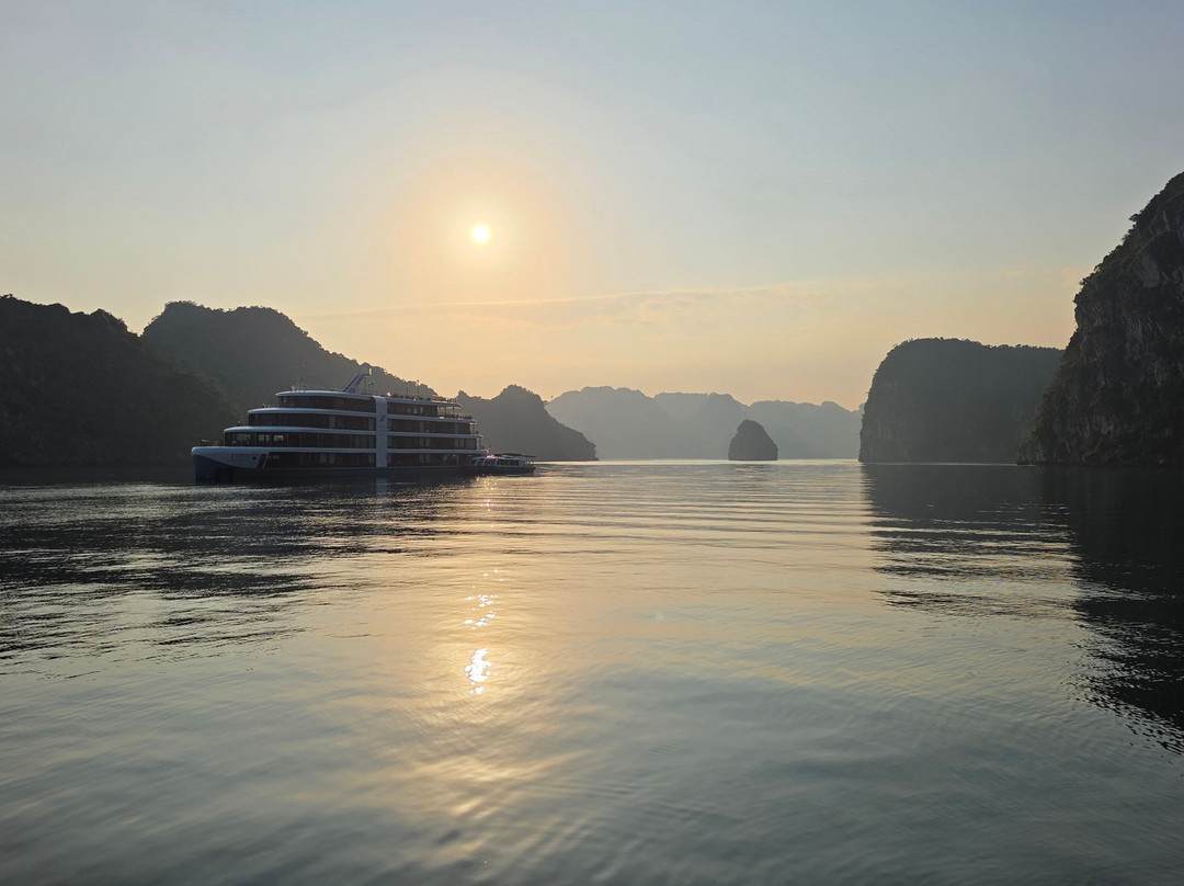 Halong Capella Cruise-海防必去景点